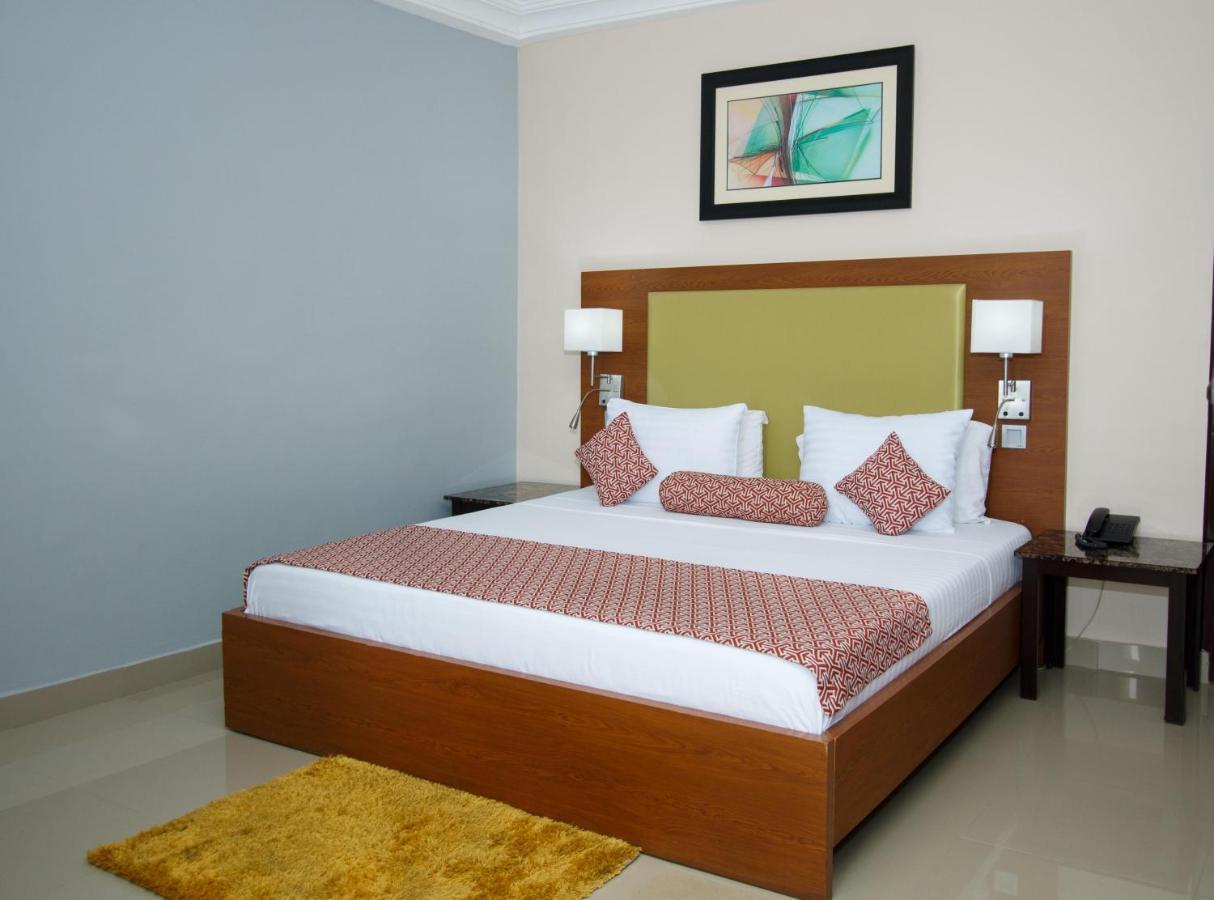 Prestige Suites Άκρα Εξωτερικό φωτογραφία